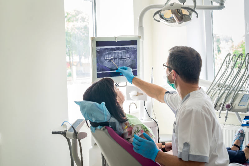 How an Endodontic Specialist Can Help Relieve Tooth Pain